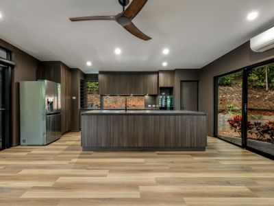 New home builder - kitchen
